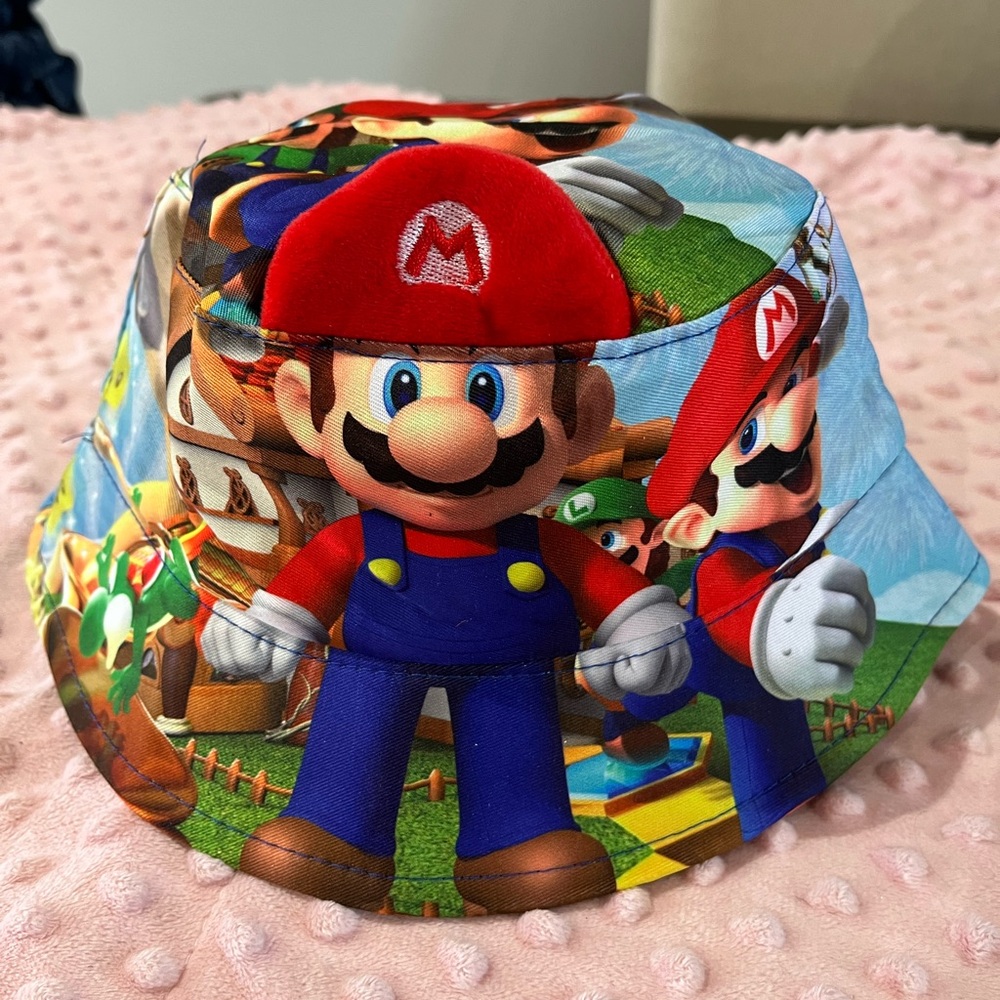 🔆NWOT Super Mario Kids Bucket Hat
